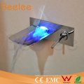 Новый стиль светодиодные водопад одной ручкой ванной в стену Кран Смеситель Питание от давления воды Qh0500wsf